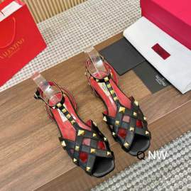 Picture of Valentino Shoes _SKUValentinosz35-40NW040120140